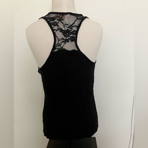 Juniors Eyeshadow size medium black with lace eraser back tank